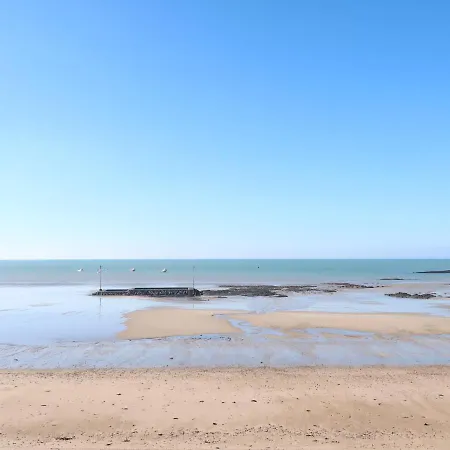 Dom wakacyjny La Salicorne By Interhome Pirou